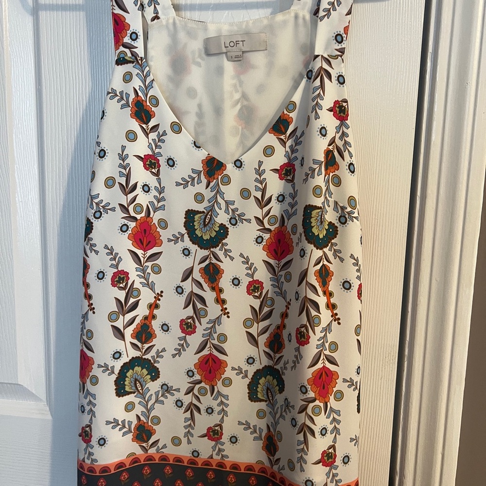 Loft size small floral tank